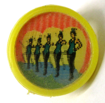 ROCKETTES CHORUS LINE flicker flasher toy ring unknown premium gumball prize yz