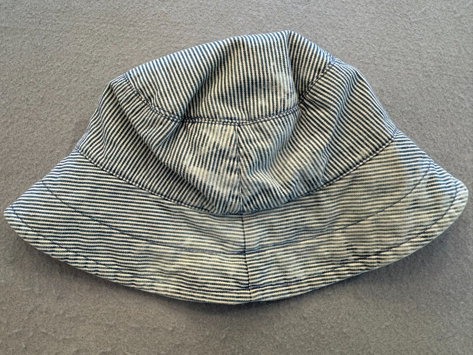 Picture 2 of 4