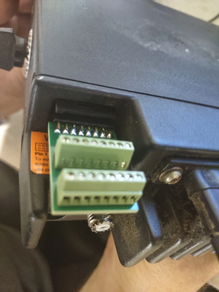 Motorola plug with 16 Pin Terminal Screw Break Out Board - Image 3 of 4