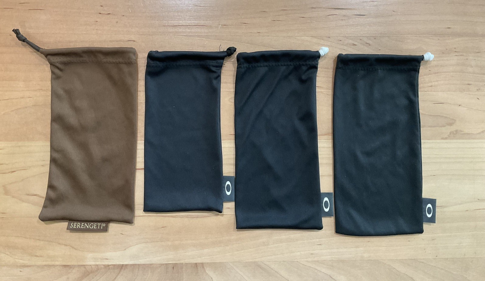 Oakley And Serengeti Sunglasses Microfiber Pouches Bag Cloths Drawstring Lot 4