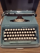 Vintage Remington Ten Forty Typewriter thumbnail