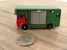 Matchbox Lesney Red & Green #17-E Horse Box