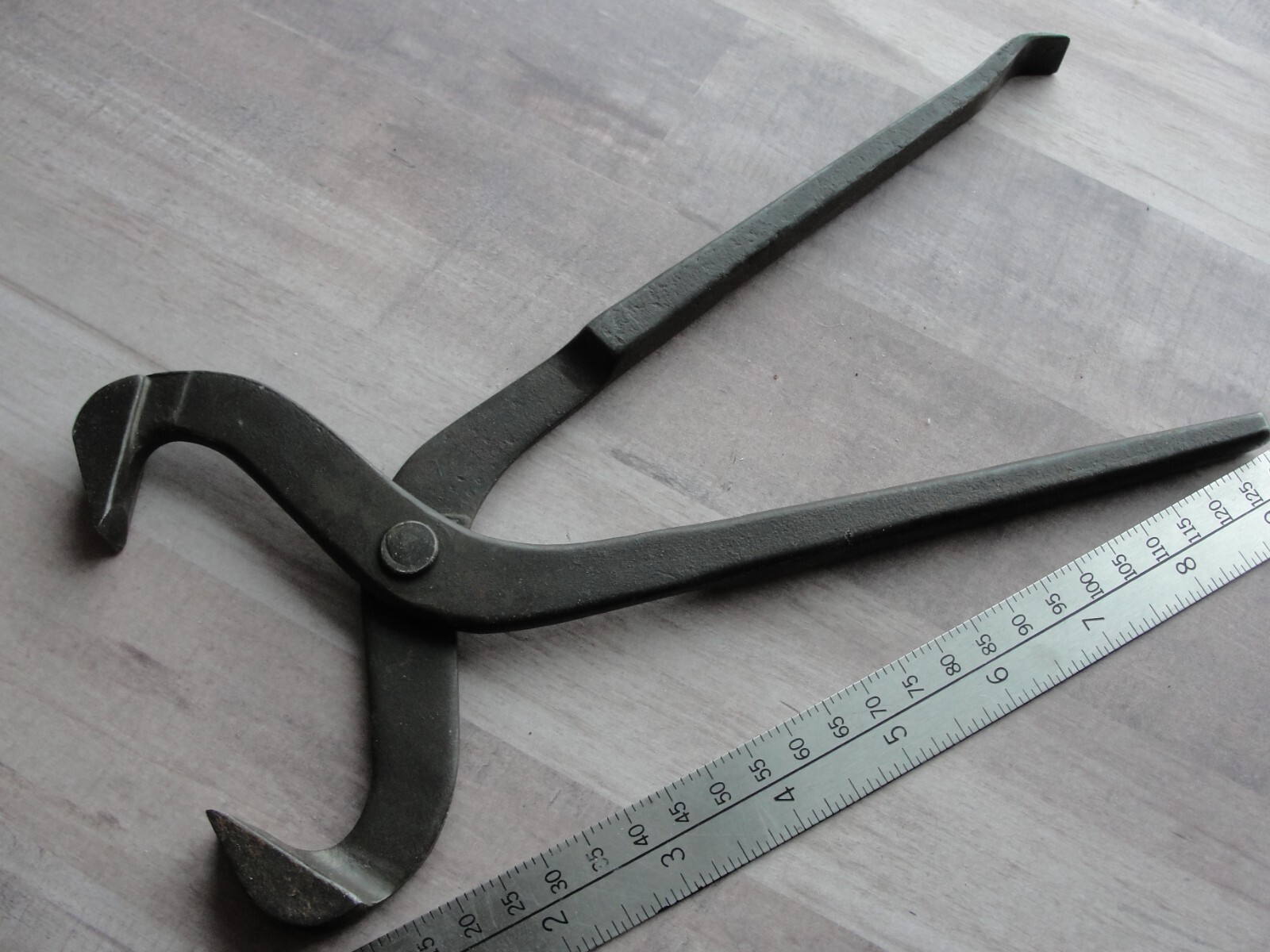 Vintage c. 1950 SnapOn GCP10 Vacuum Grip USA Grease Dust Cap Removal