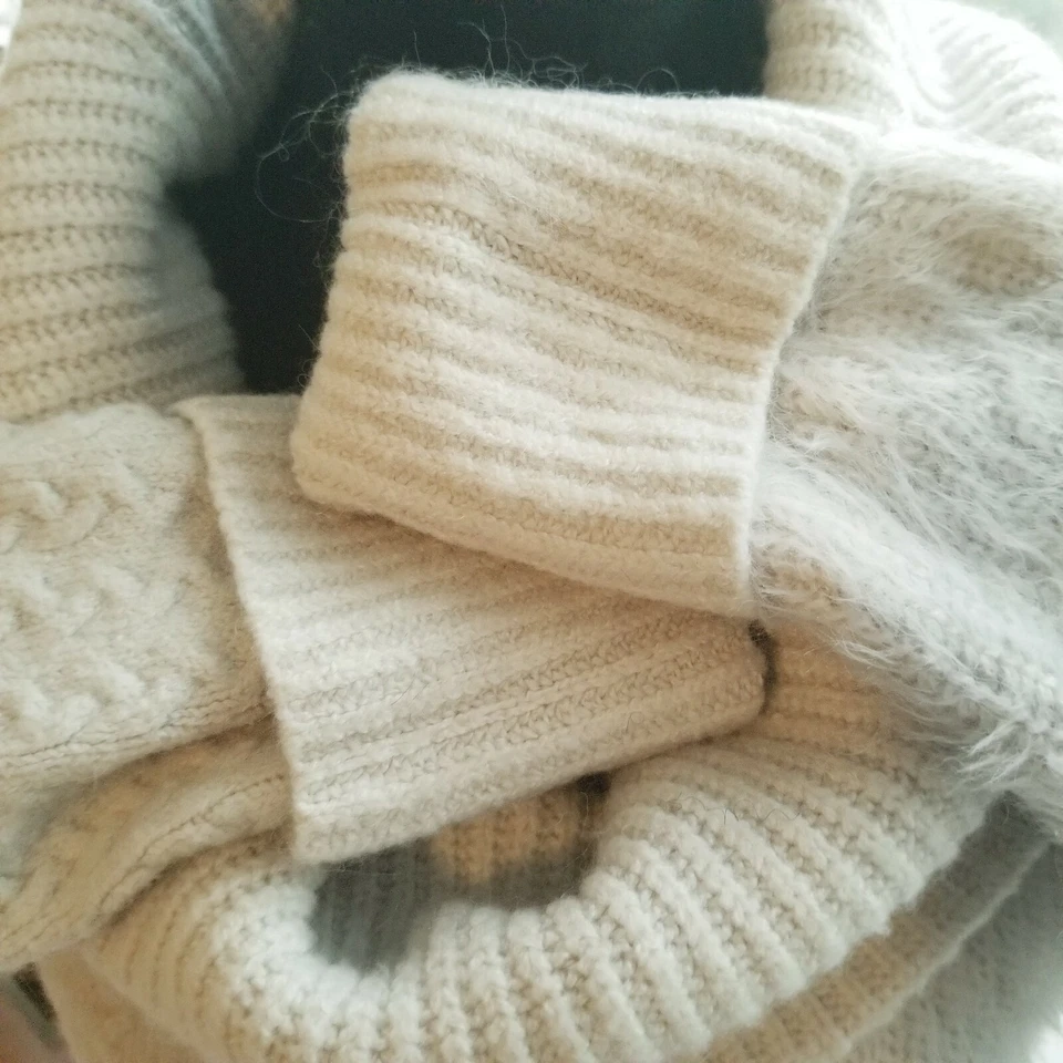 Christian Siriano Wool Blend Cowlneck Sweater Size Medium - Image 3 of 4