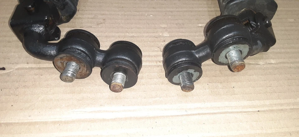 1981 Suzuki GS 550 Front / Rider Foot Pegs - Image 3 of 4