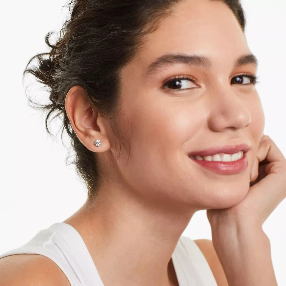 Pendiente solitario diamante redondo de 0,50 quilates - pieza única, oro macizo de 14 quilates Foto 4 de 4