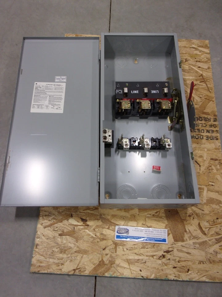 TG4324-GENERAL ELECTRIC-SAFETY SWITCH, 3P, NON-FUSIBLE, 200A, 240V, 4 W, NEMA 1 — 第 2/4 张图片