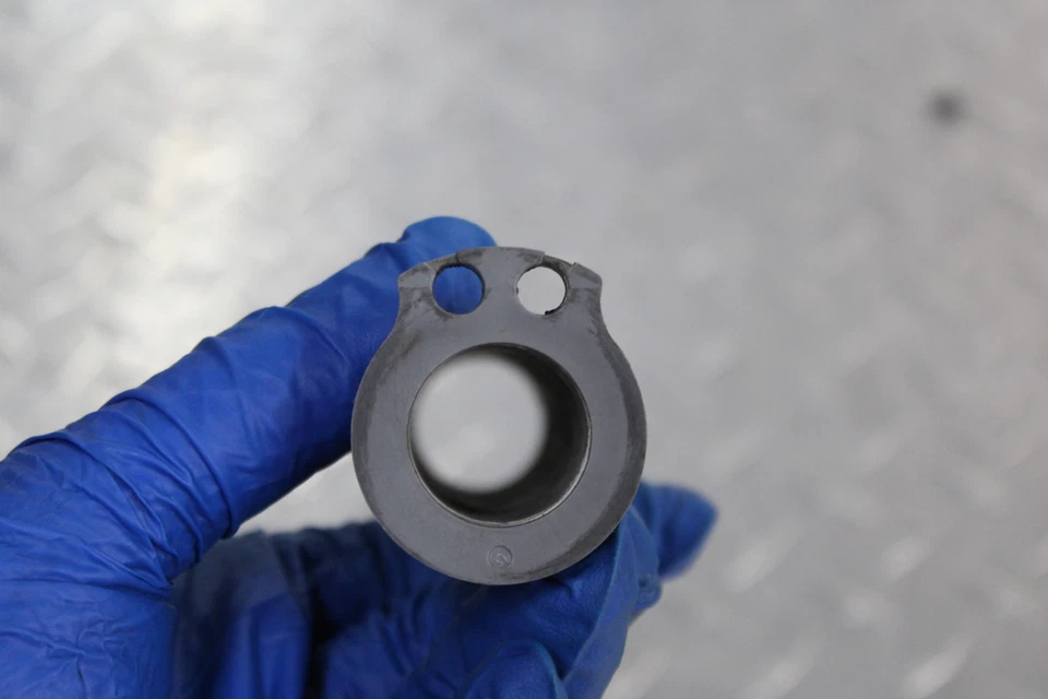 2007 KAWASAKI NINJA ZX10R ZX1000D RIGHT THROTTLE GRIP - Image 2 of 4