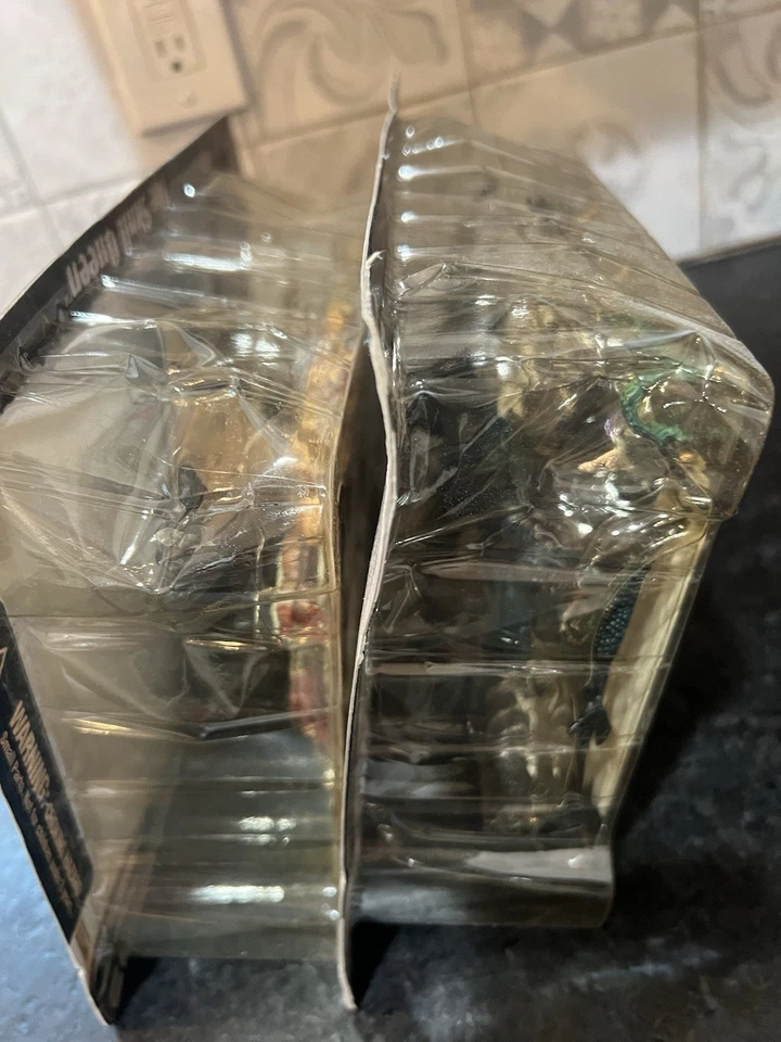 Figuras de acción SPAWN Dark Ages - The Spellcaster & Skull Queen - Juego de 2 Foto 4 de 4