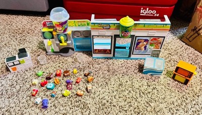 Grossery Gang Yucky Mart Mushy Slushie Playsets Figures Lot 64+ Trash Pack