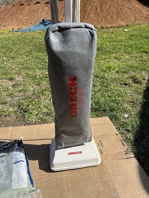 Super Nice VINTAGE Oreck XL Classic Type 7 Model U2251RSPK + 9