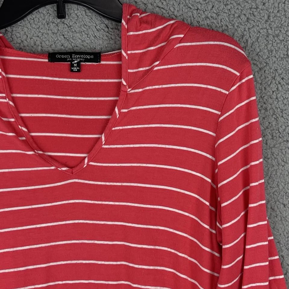 Sudadera con capucha sobre verde para mujer mediana rosa rayas blancas suave uso diario Foto 4 de 4