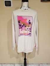 Levi  s Women's Oversized Crewneck Sweatshirt Size S