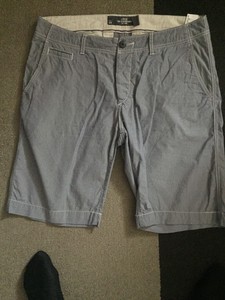 h&m mens white shorts
