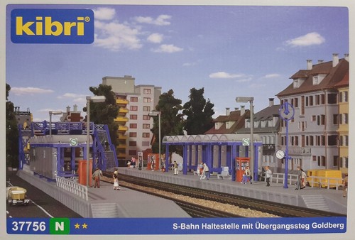 * Kibri - ref.37756 - Estación apeadero S-Bahn con pasarela peatonal elevada | Zustand: Nuevo