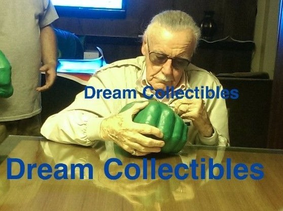STAN LEE SIGNED HULK HAND FIST JSA +Beckett Authenticated shield