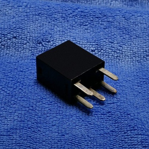 1pc G8V-1C7T-R-DC12 12VDC 12V High Current Automotive Relays OMRON ORIGINAL - Picture 3 of 3