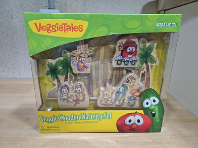 Vintage Veggie Tales Wooden Nativity Scene Set Wood Big Idea Manger Open Box*