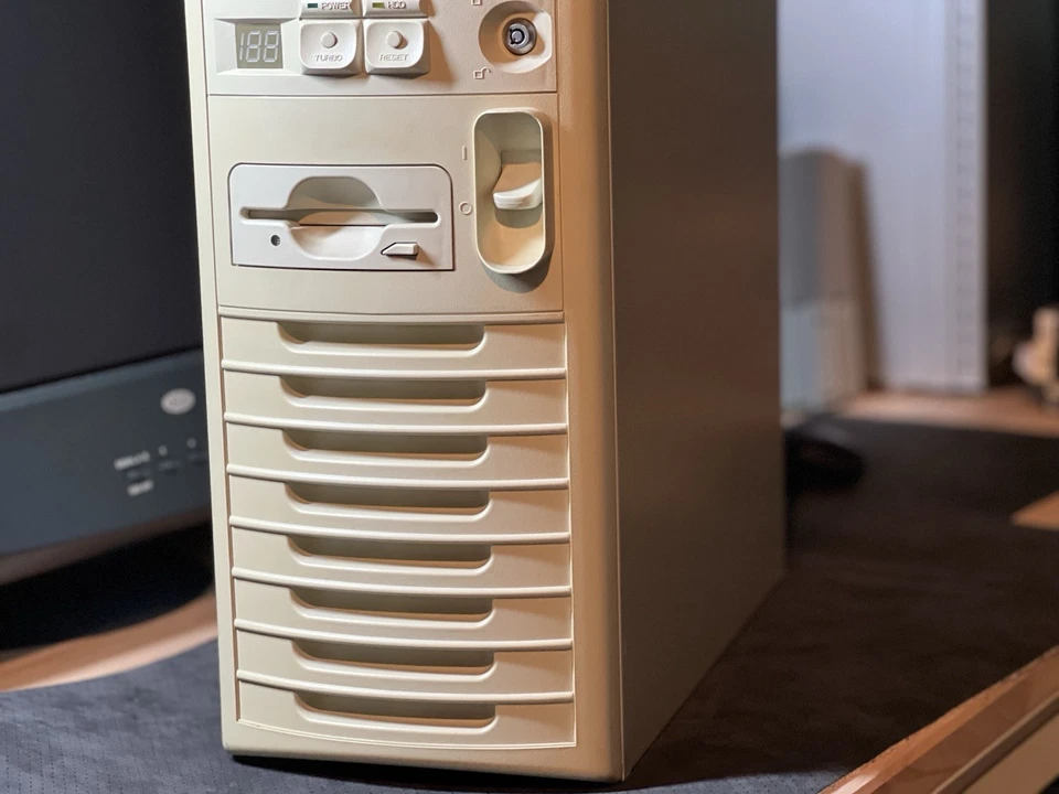 Vobis Colani Highscreen 486 DX 40 VL Retro PC Computer Gaming - Bild 4 von 4