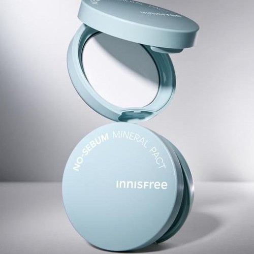 Innisfree No-Sebum Mineral Pact Made in Korea *UK SELLER* - Picture 1 of 4