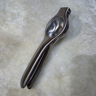 Stainless Steel Kitchen & Bar Lemon Orange Lime Squeezer Juicer Hand Press Tool