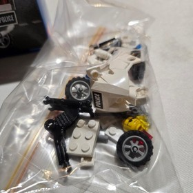 LEGO City Police Set 7235 Police Motorcycle Black/Green Sticker COMPLETE Officer