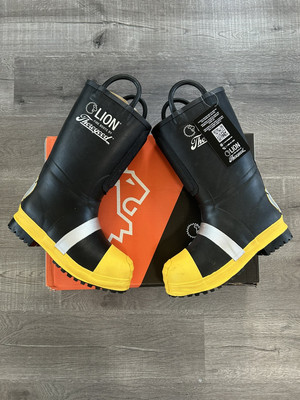 Lion Fire Boots By Thorogood 807-6000 Size 8 Mens New Fast Free Shipping