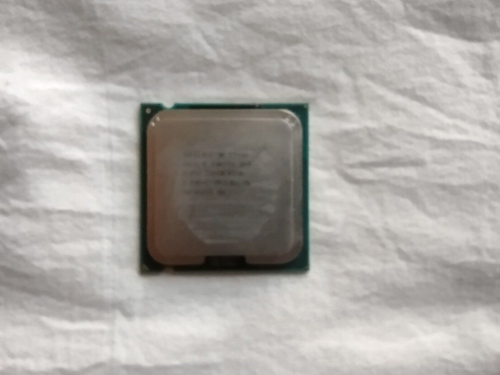 Intel Core 2 Duo E7400 2.8 GHz 2.80GHZ SLB9Y - Picture 2 of 4