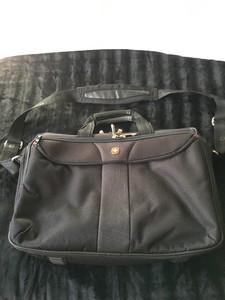 Details About Wenger Swiss Army Laptop Gear Computer Bag Briefcase Carrying Case Black Used Details About Wenger Swiss Army Laptop Gear Computer Bag Briefcase Carrying Case Black Used