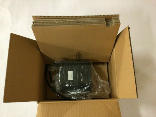 New YASKAWA SGMPS-08ACA6C SERVO MOTOR #DC - Picture 2 of 4