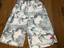 Nike SB Large 12-13 Yrs Grey/White Skateboarding Shorts