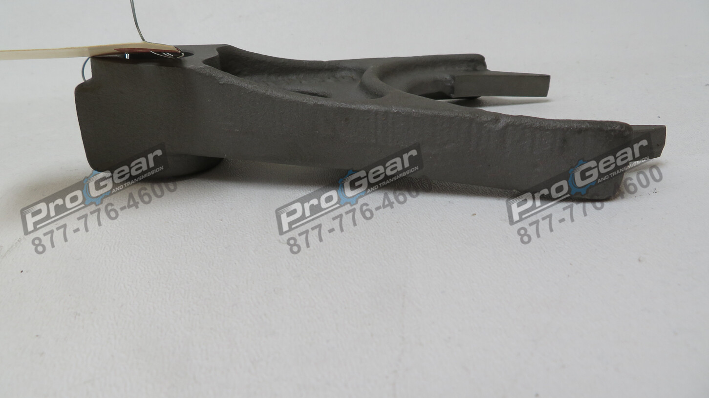 FABCO TRANSFER CASE PART 3670293 FORK TC38 367263 Casting number eBay