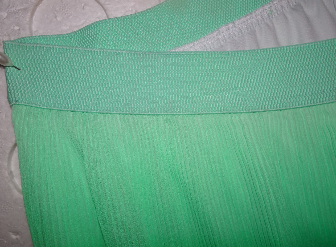 RUBY RD Pleated Chiffon Geometric Maxi Skirt Elas… - image 4