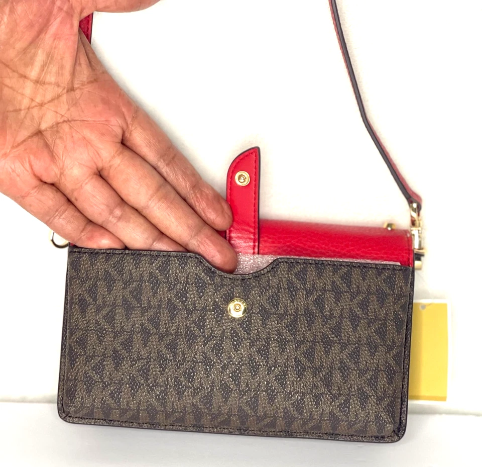 - Totalmente Nuevo - Bandolera Michael Kors Jet Set Charm Pequeña con Tachuelas, Carmesí Foto 4 de 4