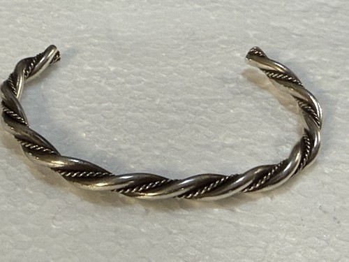 Vintage Egyptian Tested Sterling Silver Wan Bracelet .