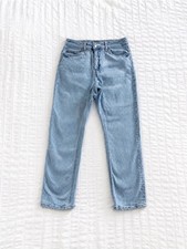 H M Light Wash Straight Leg Jeans High Rise Women  s Size 8 Classic Denim
