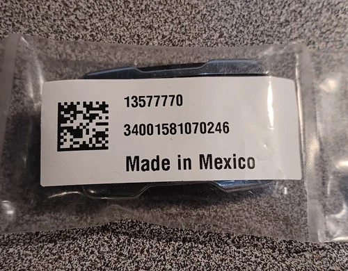 Lot of 3x BRAND NEW OEM Chevrolet Silverado / Tahoe Smart Key Fobs image 3