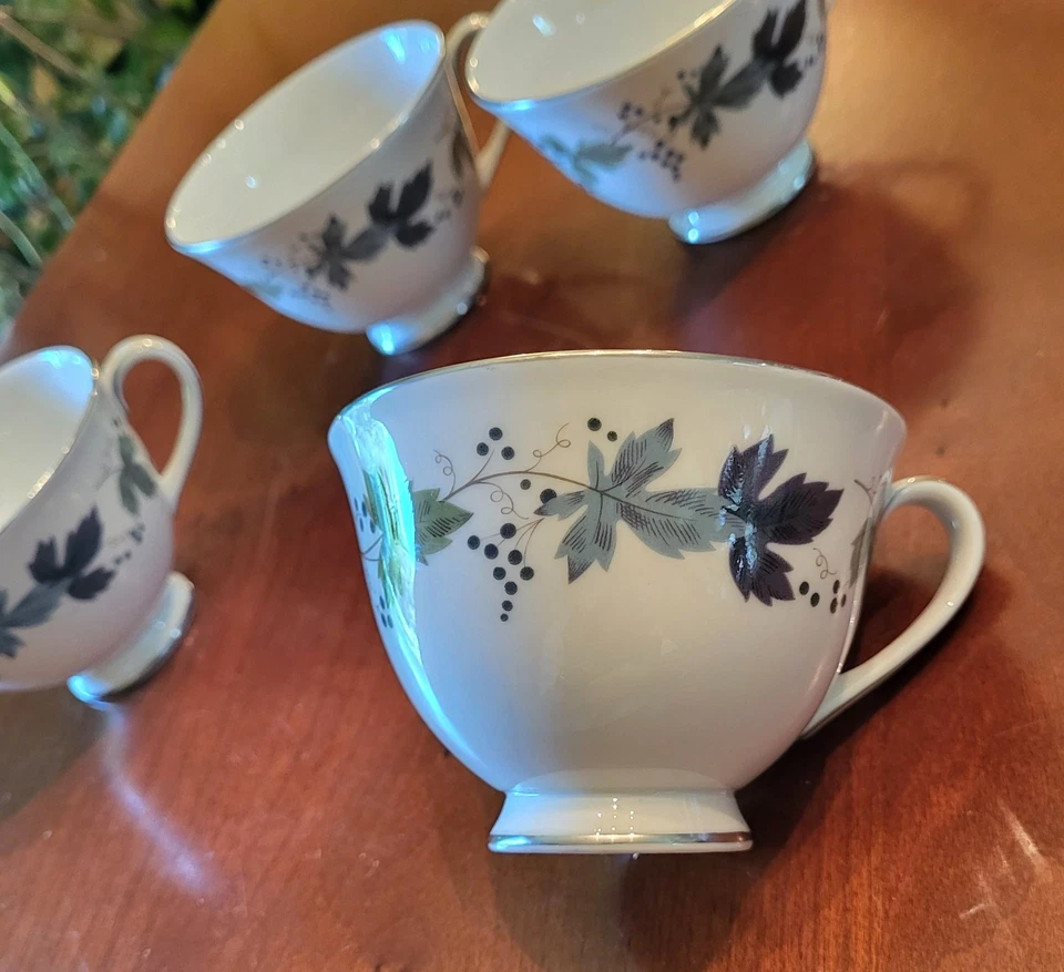 Juego de 4 tazas de té Royal Doulton Borgoña TC1001 SOLO gris azul verde borde plateado Foto 4 de 4