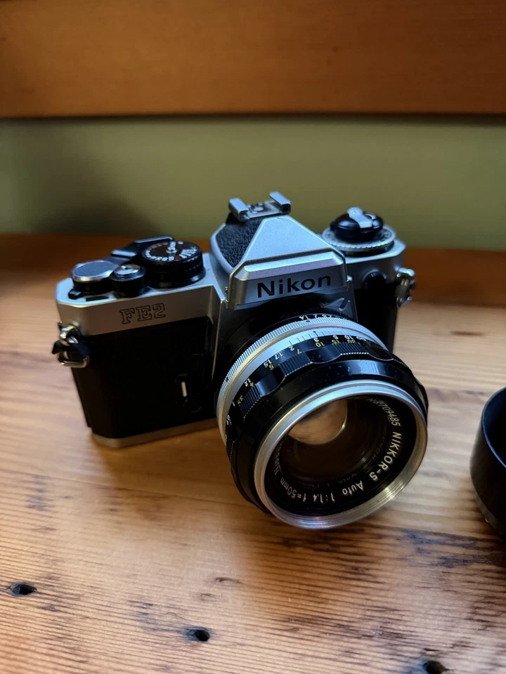 Nikon Fe2 ai 50 mm Nikkor-s f1.4 Foto 2 de 4