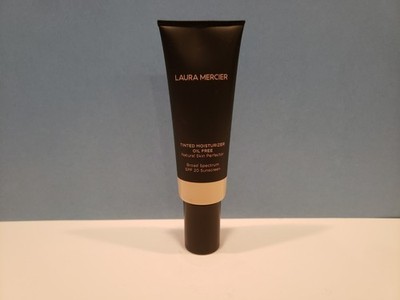 Laura Mercier ~ Tinted Moisturizer Oil Free BS/SPF20~ 0N1 Petal ~NWOB