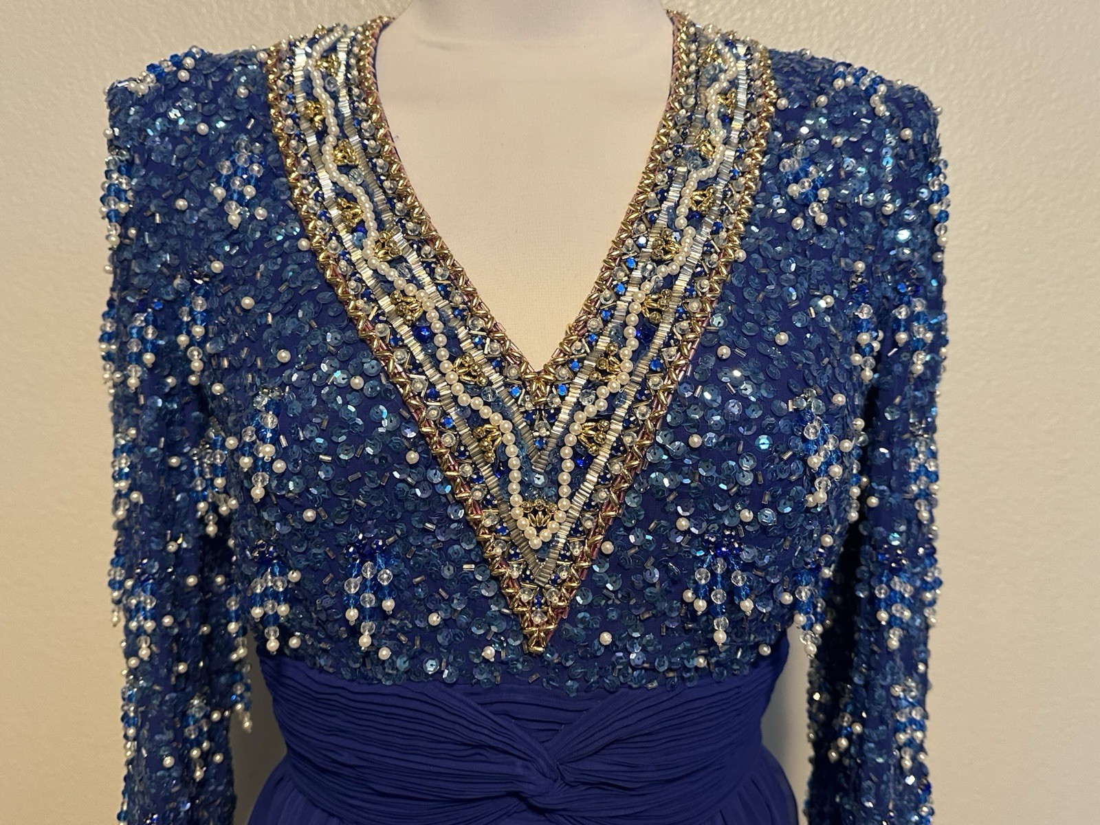 Vintage Victoria Royal Ltd Womens Size 8 Blue Beaded Evening Gown Formal Dress