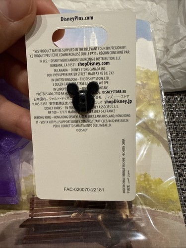 Duffy D23 Expo 2022 Disney Parks Panel Exclusive Lina Bell LinaBell Rare Pin - Picture 6 of 6