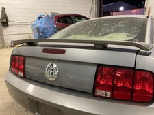 Trunkhatchtailgate With Spoiler Pedestal Mount Fits 05-09 Mustang 5018515