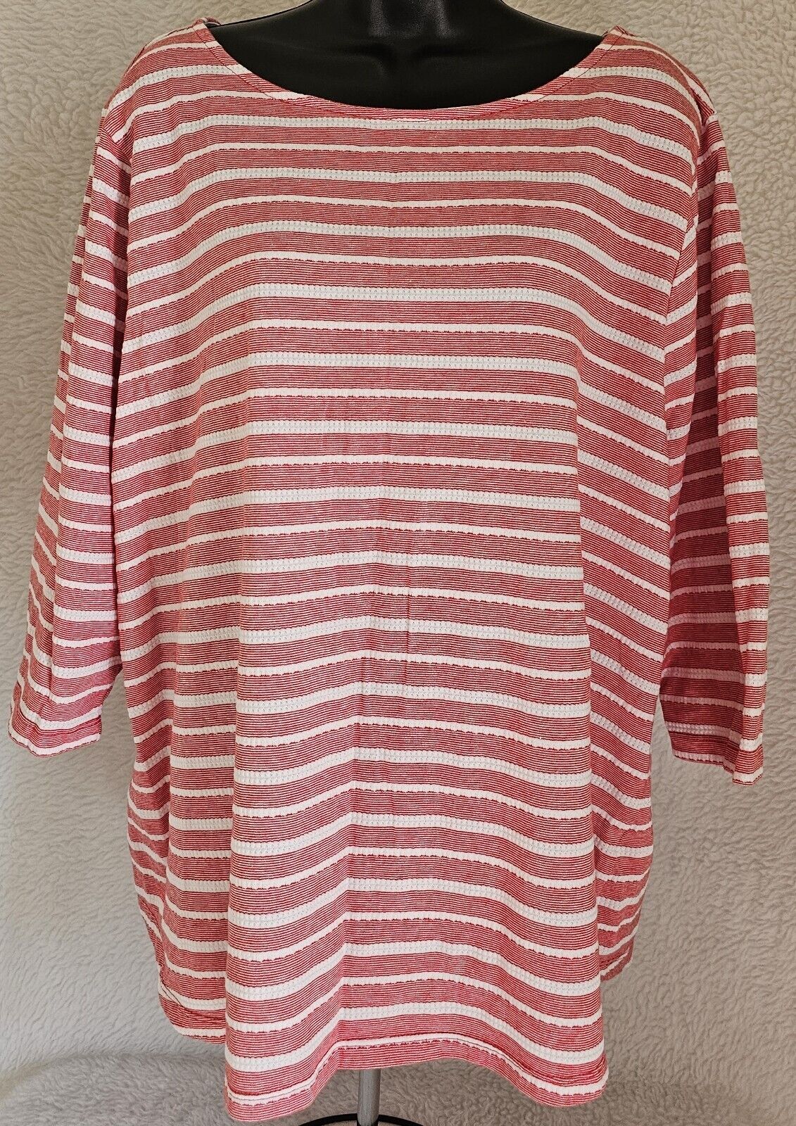 Picture 1 of 24