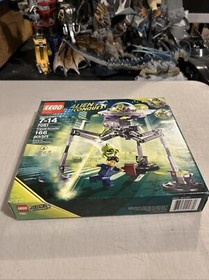 LEGO Alien Conquest Tripod Invader Complete w MiniFigures Instructions Set 7051
