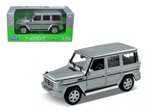 Mercedes Benz G Wagon Silver 1/24-1/27 Diecast Model CARZ by Welly