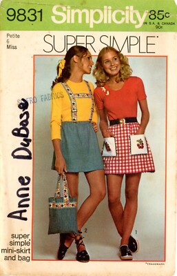 Simplicity 9831 Retro 70s Suspender Mini Skirt Bag Sz CUT