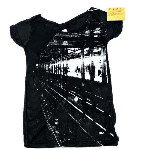 We Walk 2 Knot Top Metro Black White Hand Printed Art Women Size S R$59 - Foto 21 di 24