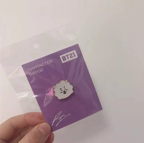 BT21 pin badge / brooch. BTS SUGA / Min Yoongi, Bangtan, ARMY, kpop gift - Picture 5 of 8