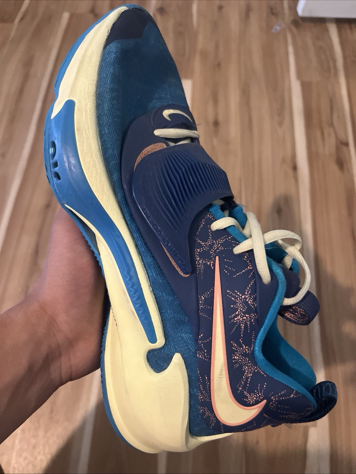 SAOLA Giannis Freak Nrg San Valentino Uomo Taglia 10